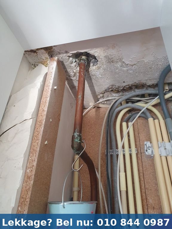 Vochtmeting met professionele meters - casus-meterkast-rotterdam-polsingel